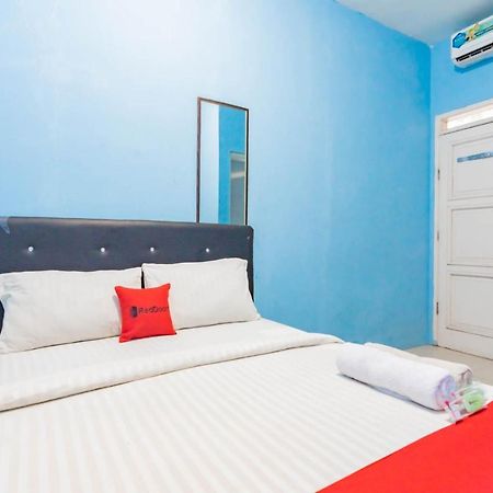Reddoorz Syariah At Jl Pangeran Hidayatullah Cianjur Hotel Exterior foto