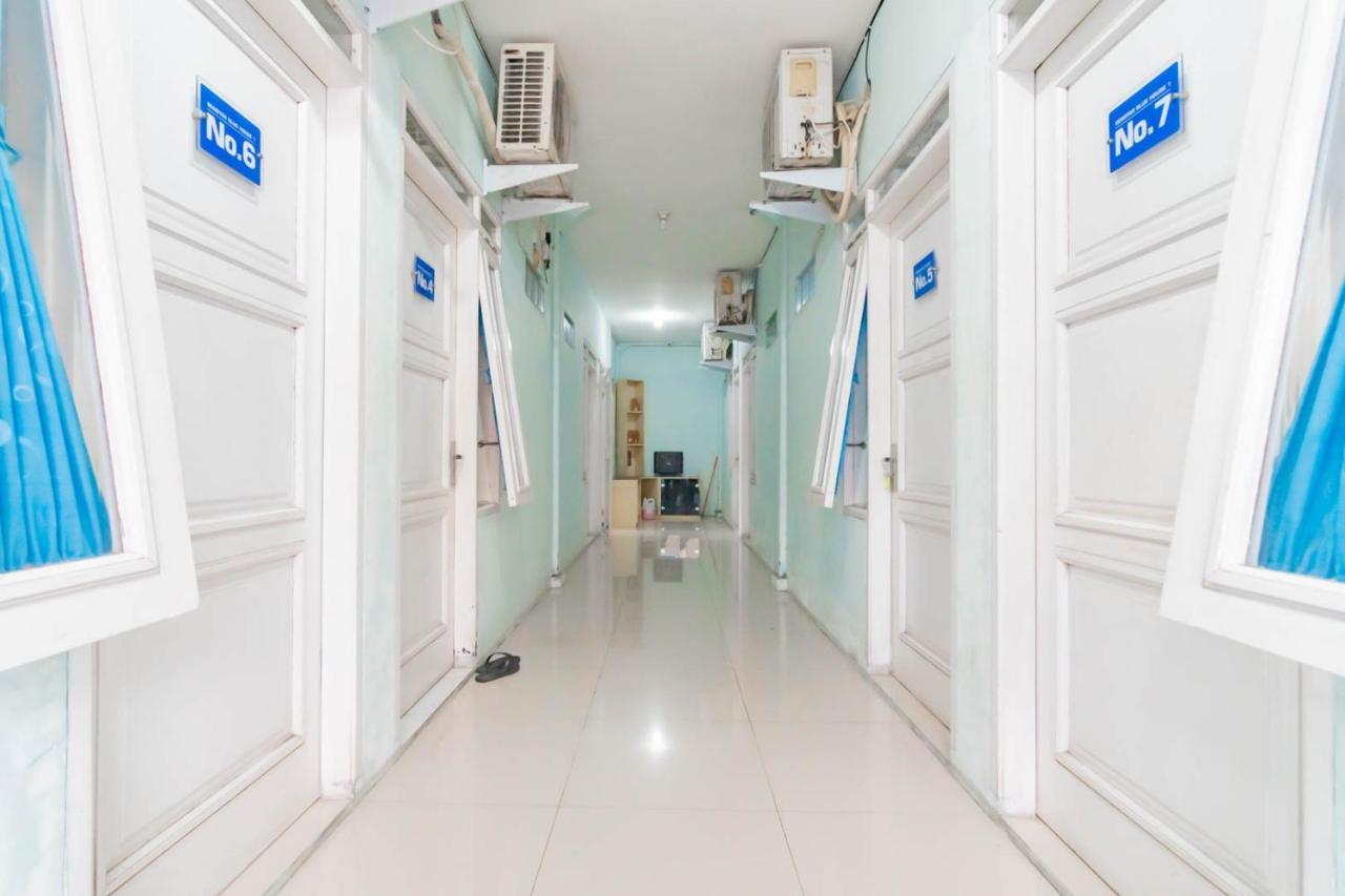 Reddoorz Syariah At Jl Pangeran Hidayatullah Cianjur Hotel Exterior foto